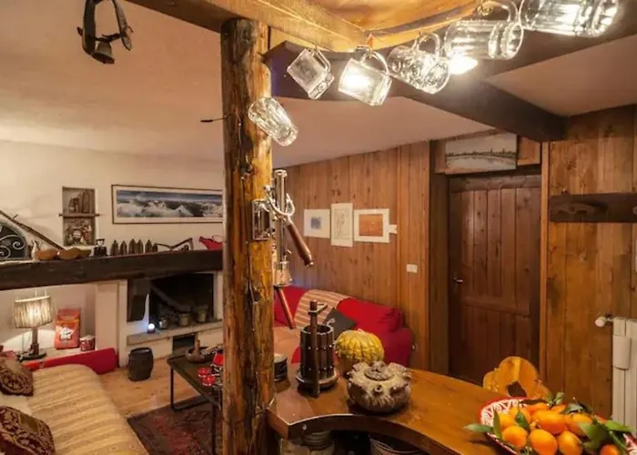 Apartamento Modest & Cheap Tavern For A Spartan Retreat *