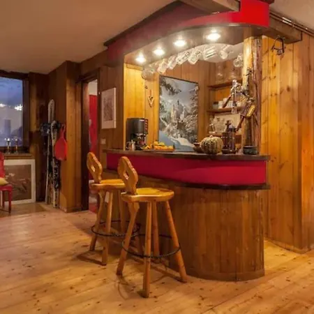 Appartement Modest & Cheap Tavern For A Spartan Retreat