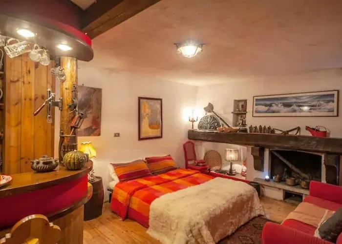 Apartment Modest & Cheap Tavern For A Spartan Retreat Courmayeur